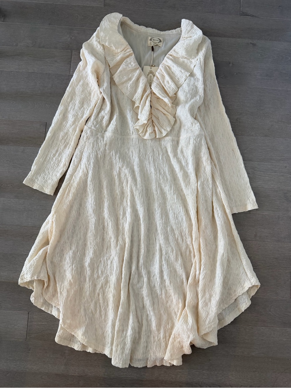 Joyfolie Cream Ruffle V-Neck Long Sleeve Dress